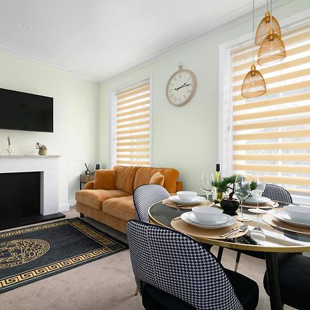 Cosy Flat 5 Min From Holland Park Station! London Apartment Exterior photo